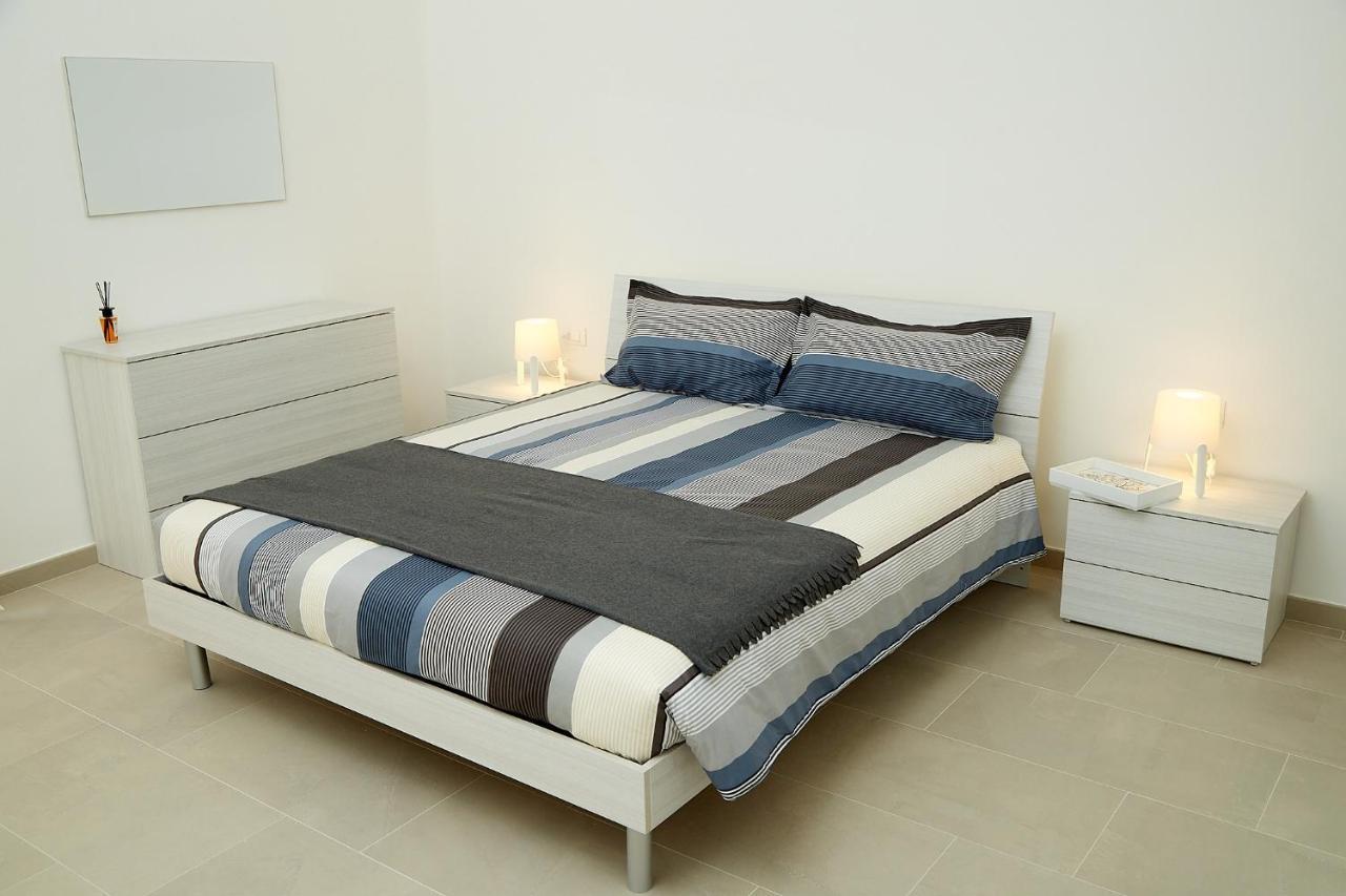Scirocco Guest House Brindisi Bagian luar foto