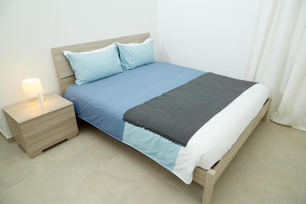Scirocco Guest House Brindisi Bagian luar foto