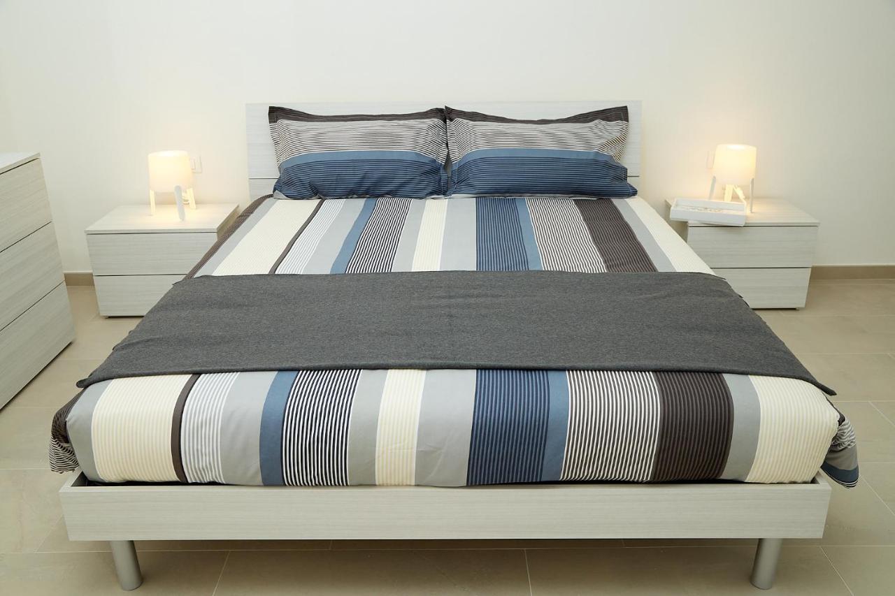 Scirocco Guest House Brindisi Bagian luar foto